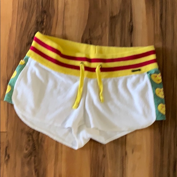 Shorts - Picture 1 of 3